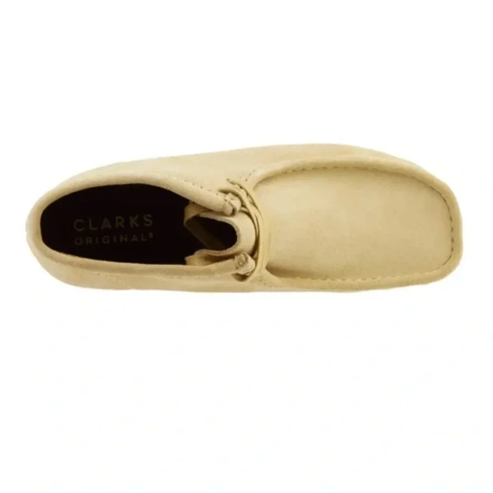 Clarks Wallabee Boots  Size 8- Color Maple Suede - NEW without Box